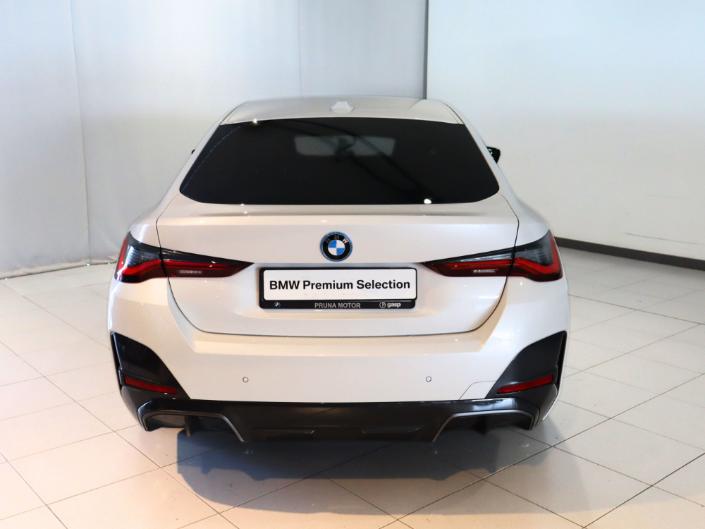 BMW Serie i4 Coupe 40 eDrive foto 4